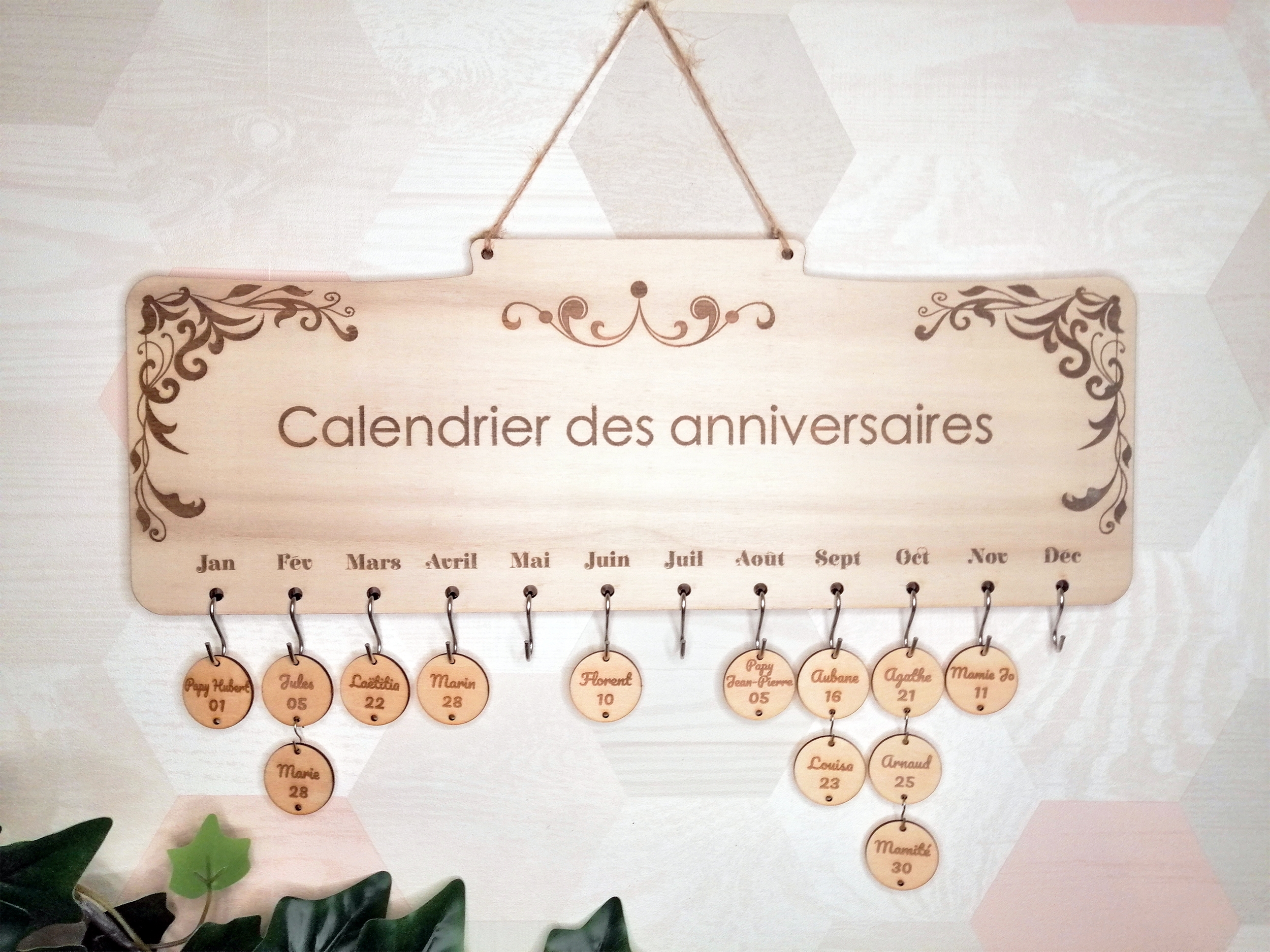 Calendrier Perp tuel Des Anniversaires En Bois Arabesque Atelier D Aubin