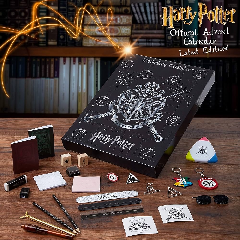 Harry Potter Calendrier De L avent 2025 Hogwarts Compte Rebours Noel 24 Surprises Papeterie Accessoires Sympas Crayons Stickers Carnet Amazon fr Jeux Et Jouets