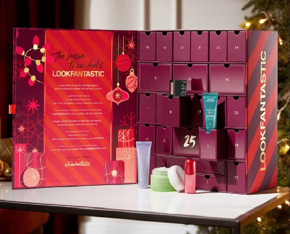 Lookfantastic Beauty Calendrier De L Avent 2021 Pour Femme Valeur 500 Calendrier De L Avent Pour Femme Calendrier De No l Pour Femme Avec 24 Produits De Toilettage Amazon fr Cuisine Et Maison
