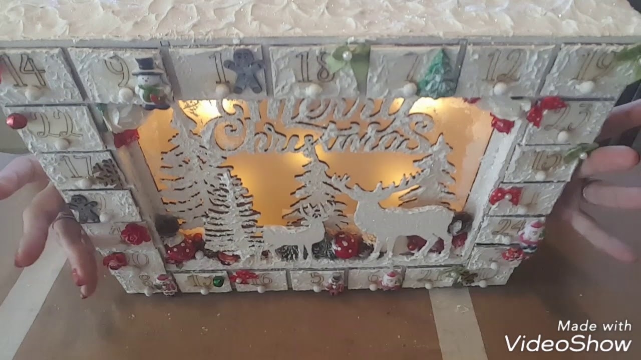 calendrier de l'avent en bois action